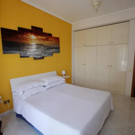 Apartment Dream On The Blue House 2